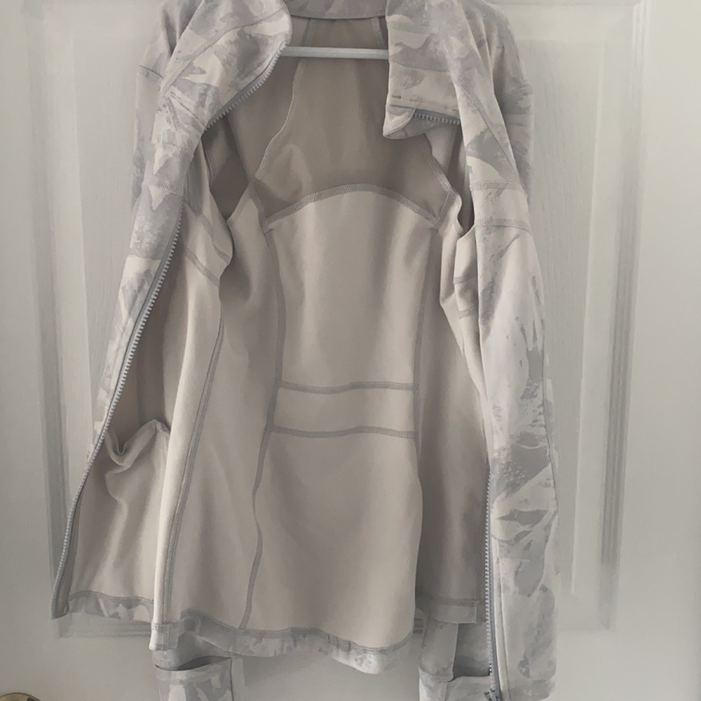 Lululemon Define Jacket - image 3